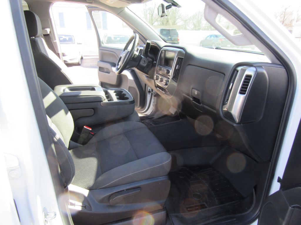 2018 Chevrolet Silverado 1500 Image 16