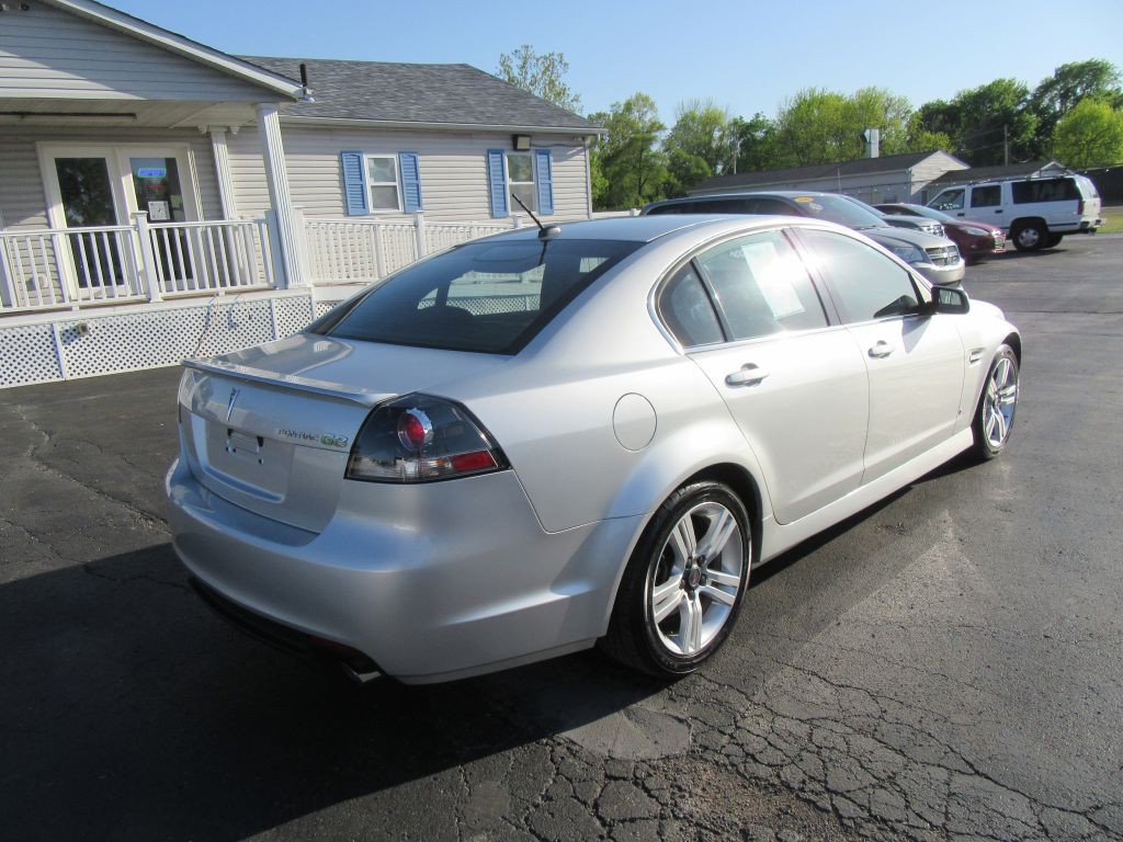 2009 Pontiac G8 Image 9