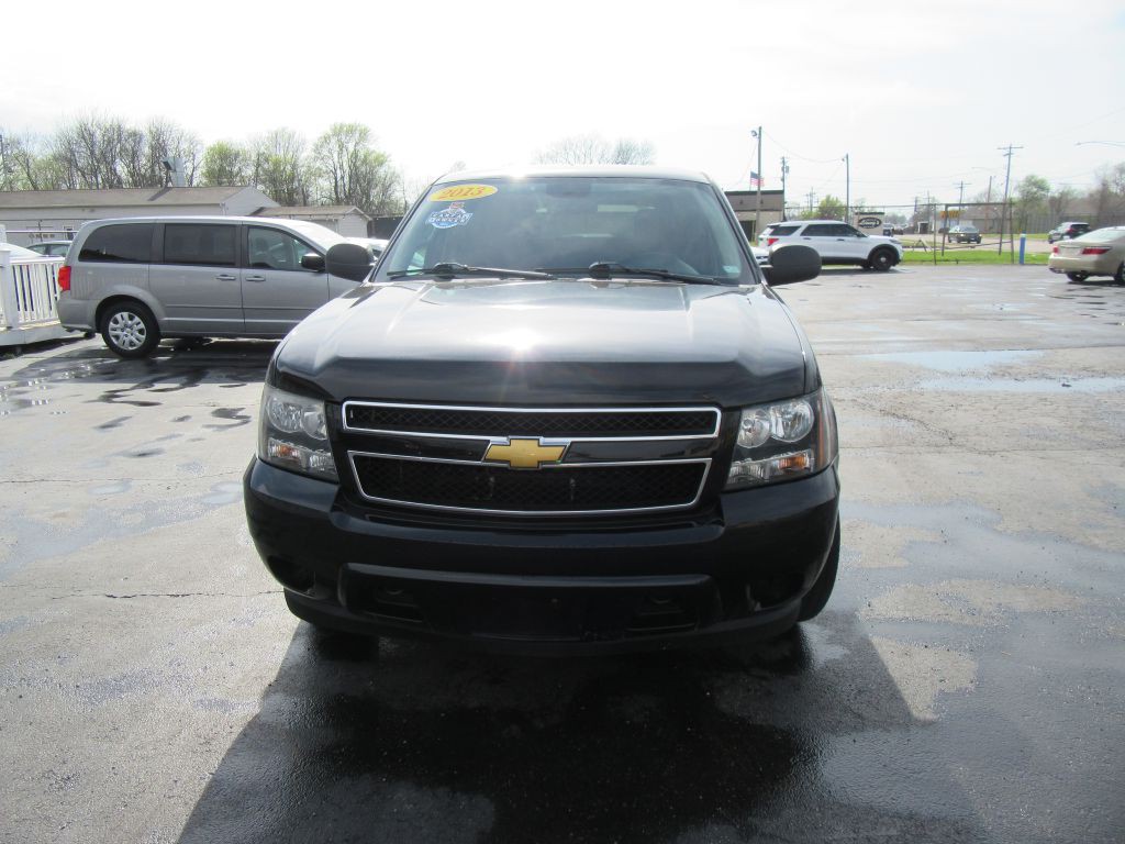 2013 Chevrolet Tahoe Image 2