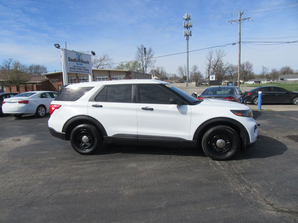 2020 Ford Explorer Image 4
