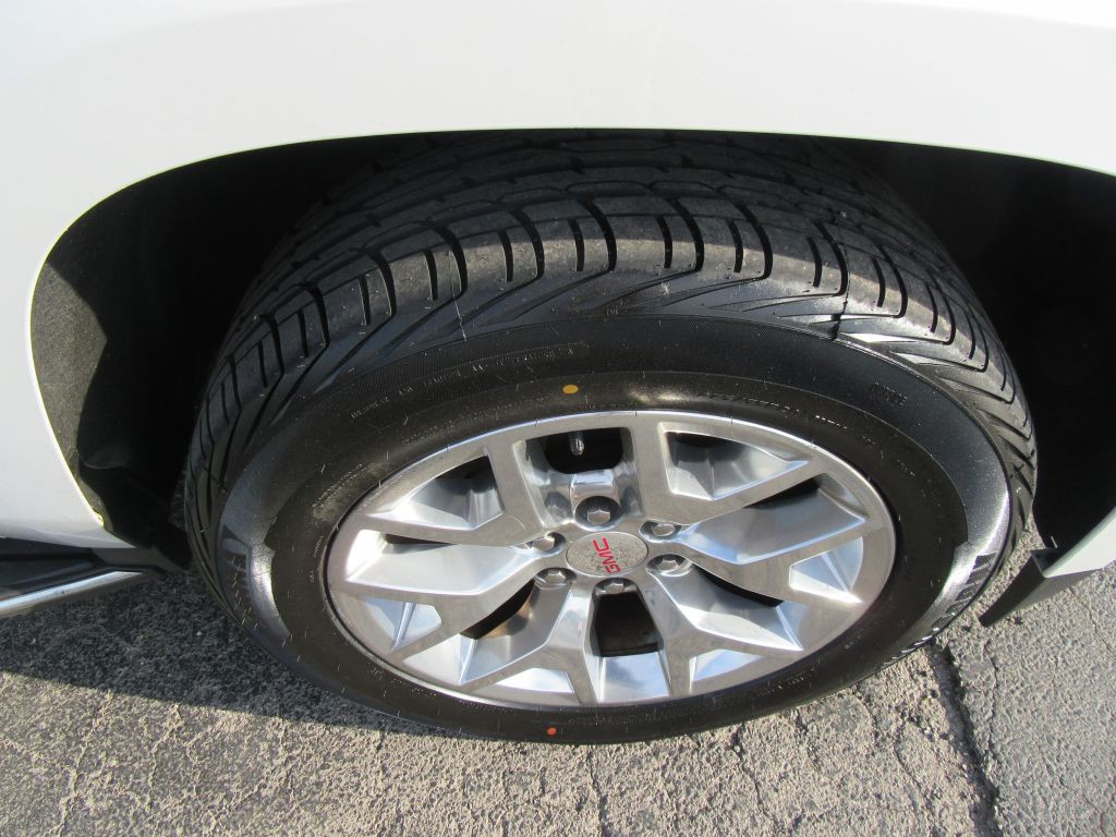 2016 GMC Yukon Image 4