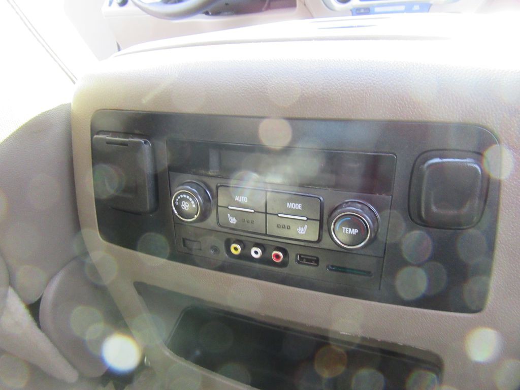 2016 GMC Yukon Image 18