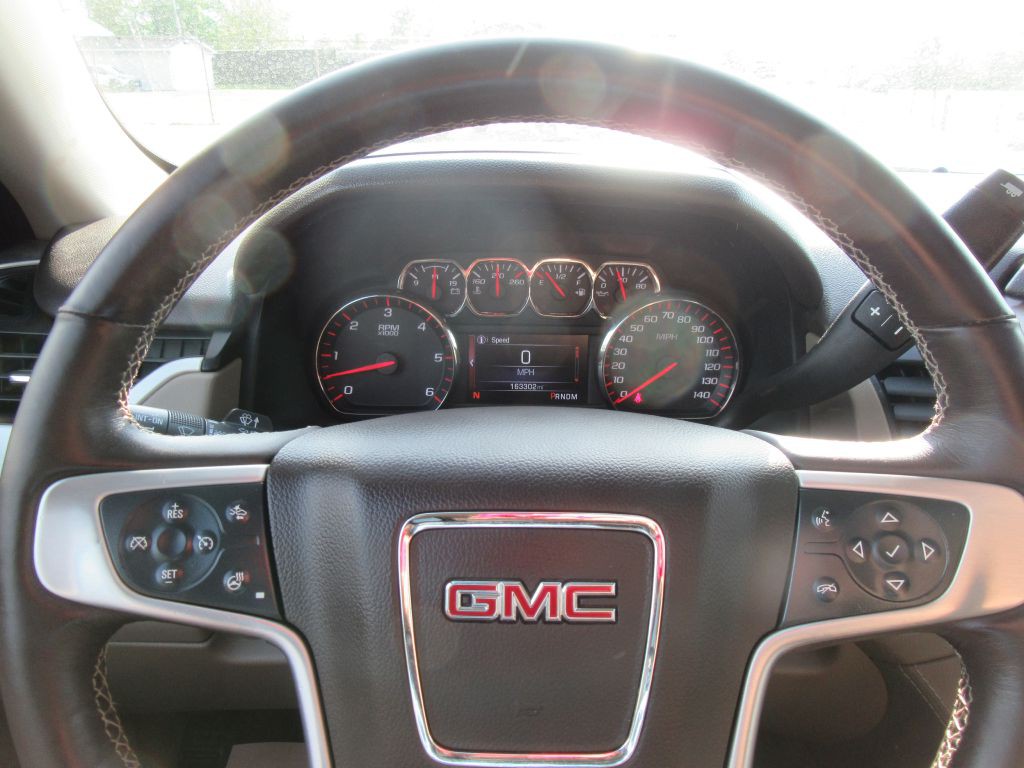 2016 GMC Yukon Image 21