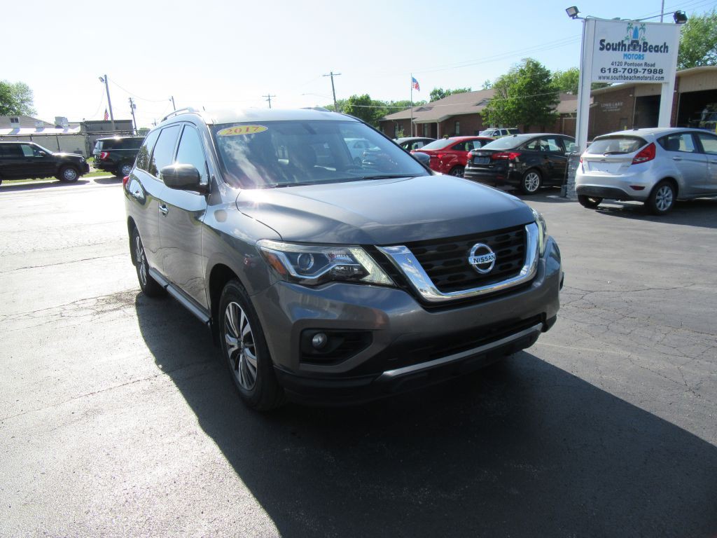 2017 Nissan Pathfinder Image 3