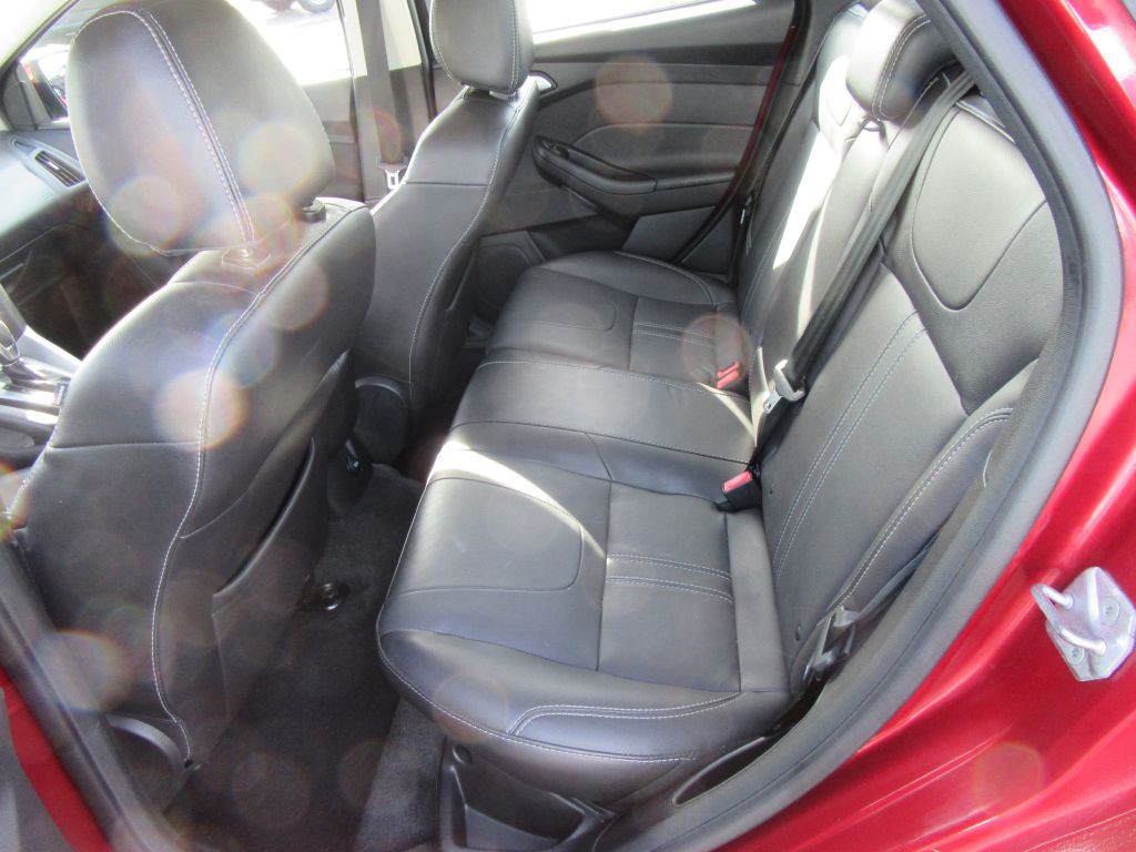 2014 Ford Focus Image 9