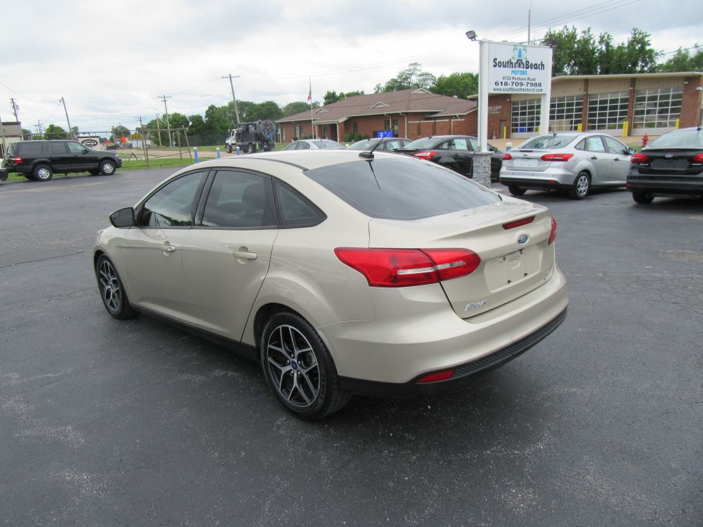 2018 Ford Focus Image 7