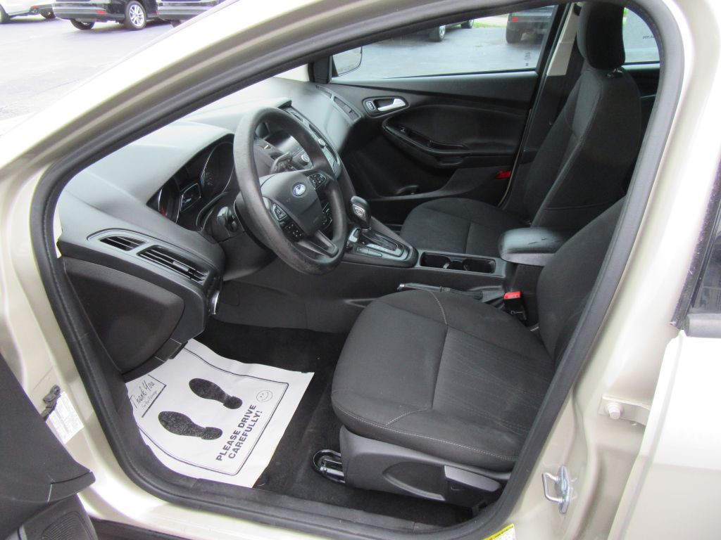 2018 Ford Focus Image 9