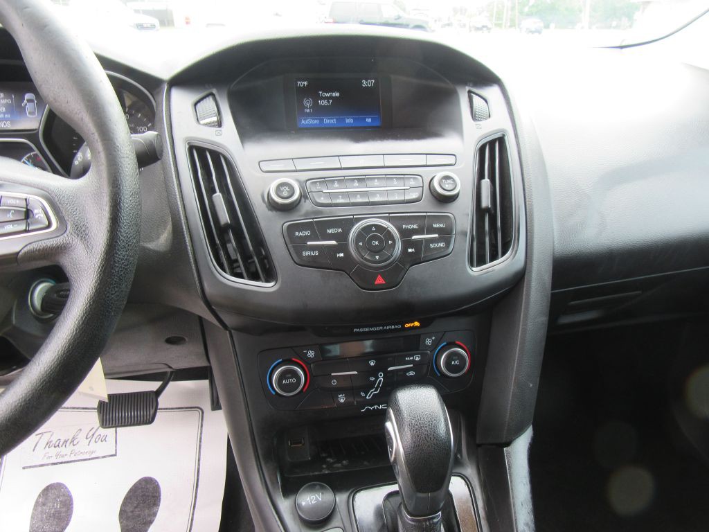 2018 Ford Focus Image 15