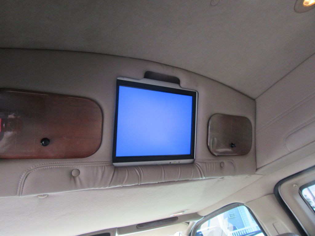 2004 Chevrolet Express Image 16