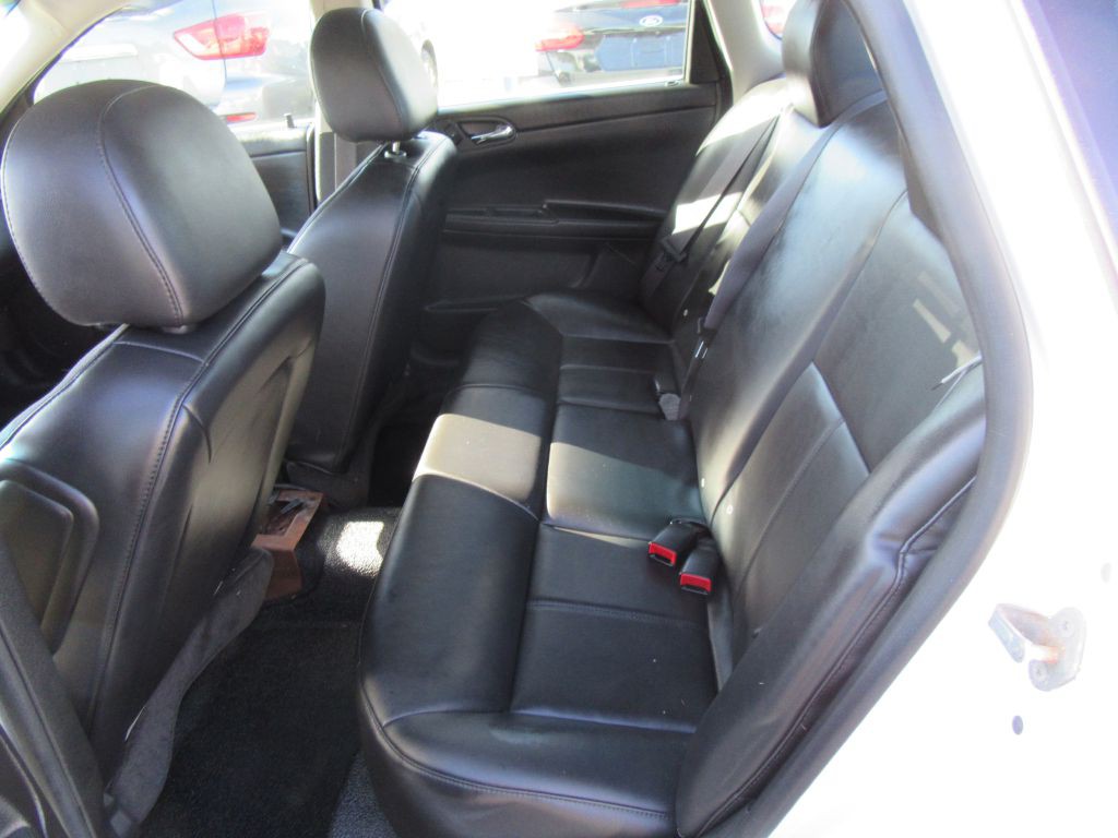 2014 Chevrolet Impala Image 10