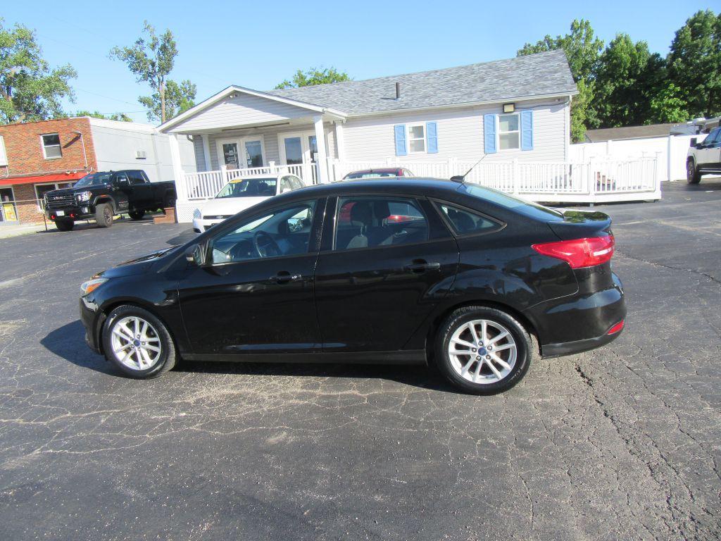 2015 Ford Focus Image 9