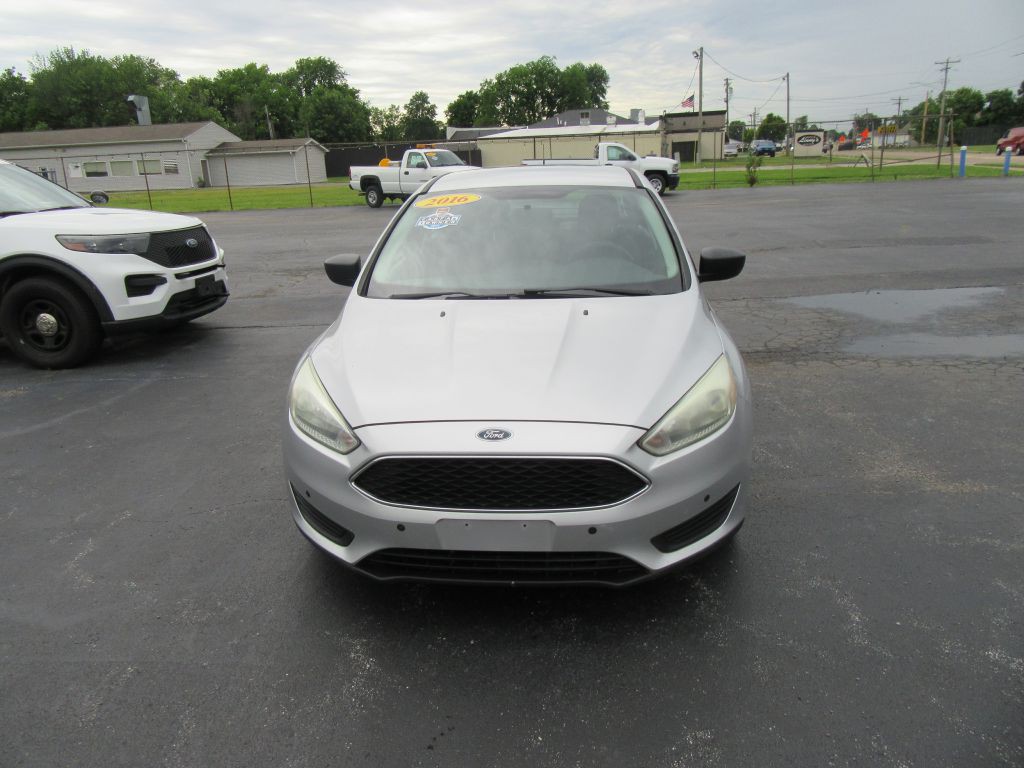 2016 Ford Focus Image 2