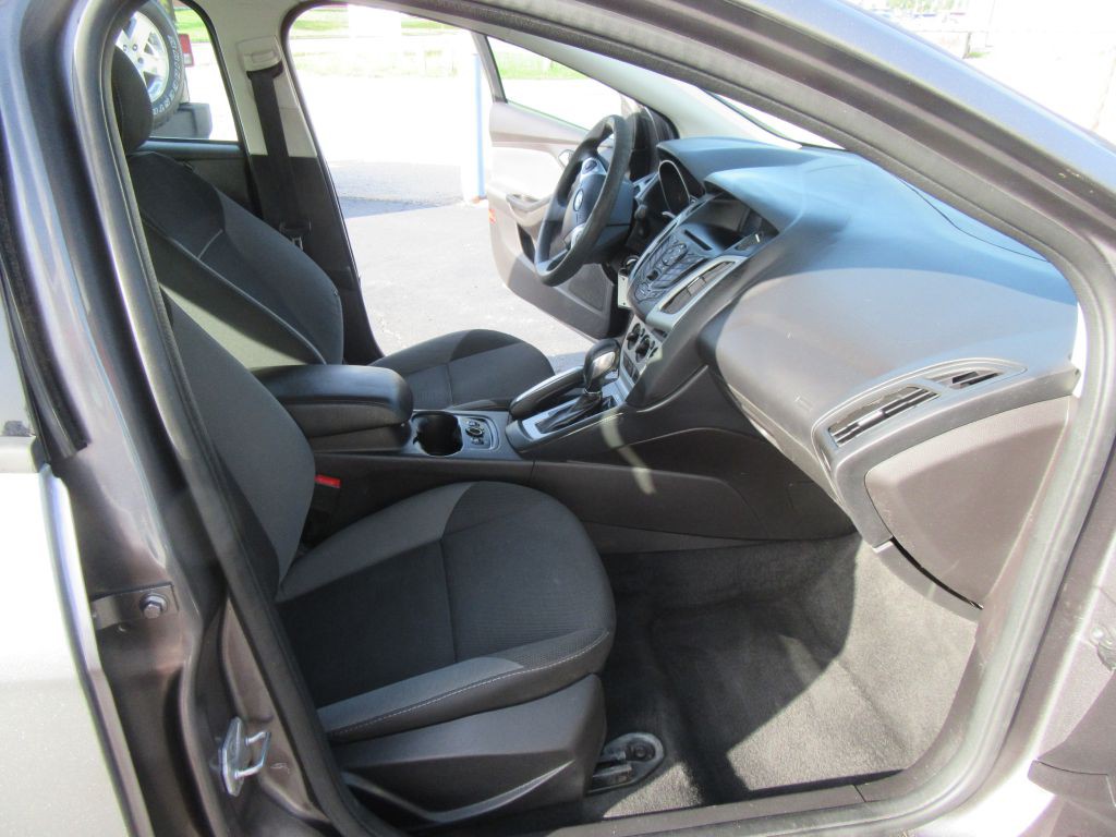 2014 Ford Focus Image 11