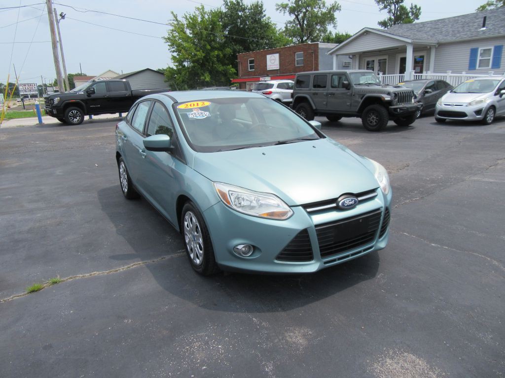 2012 Ford Focus Image 2