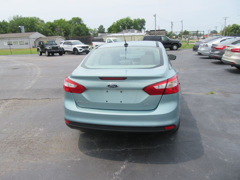 2012 Ford Focus Image 5