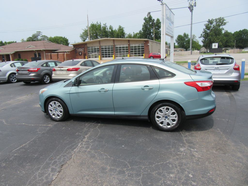 2012 Ford Focus Image 7