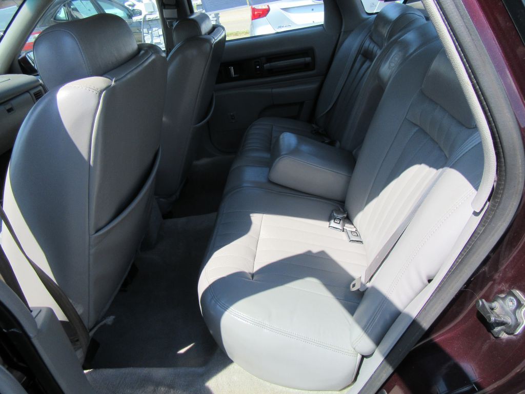 1995 Chevrolet Caprice Image 12