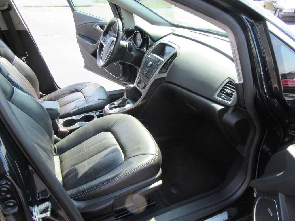 2015 Buick Verano Image 12