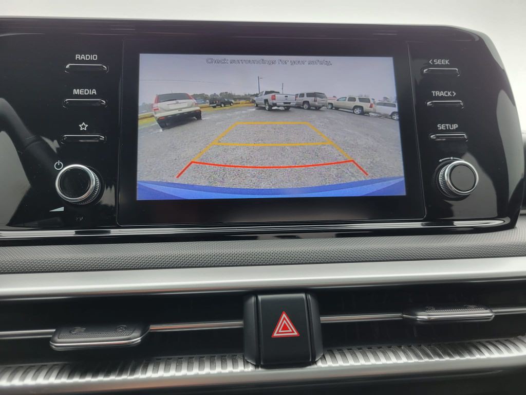 2021 Kia K5 Image 17
