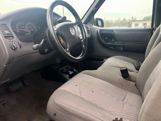 2003 Mazda B-Series Image 8