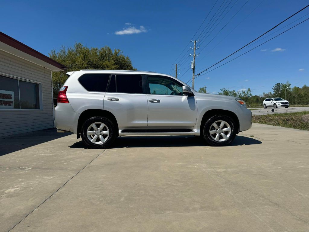 2011 Lexus GX 460 Image 11