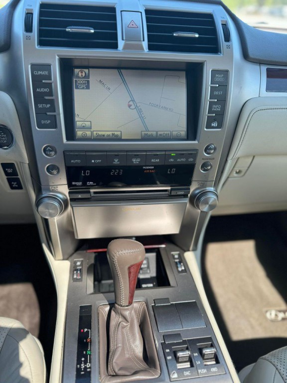 2011 Lexus GX 460 Image 14
