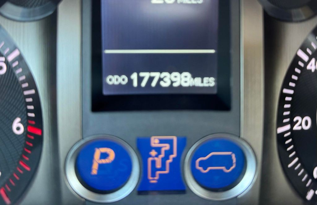 2011 Lexus GX 460 Image 15