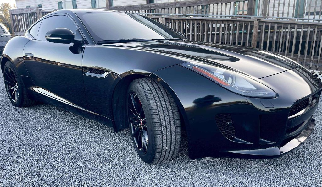 2016 Jaguar F-TYPE Image 1