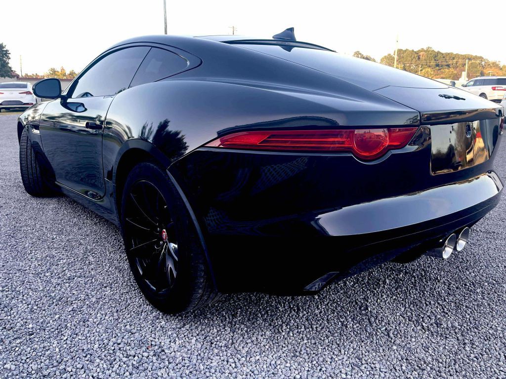2016 Jaguar F-TYPE Image 12