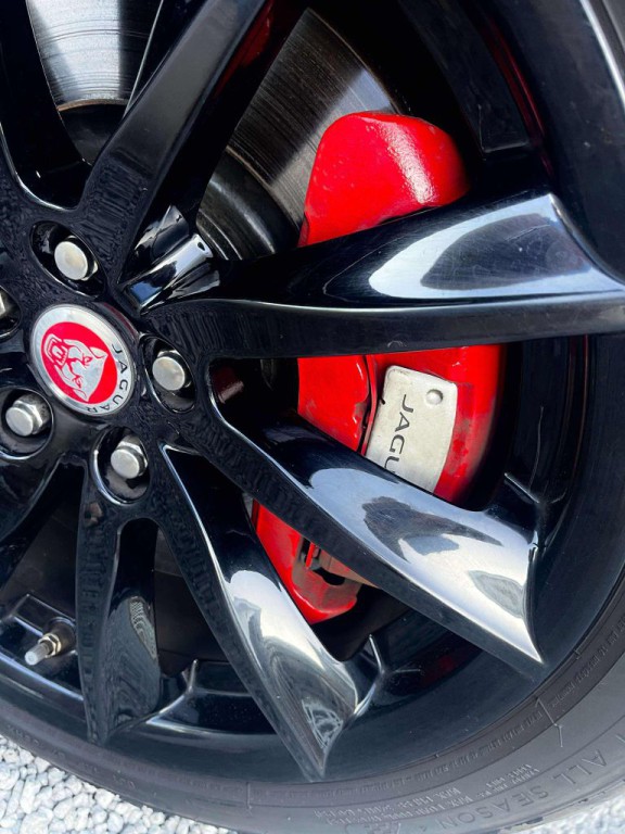 2016 Jaguar F-TYPE Image 14