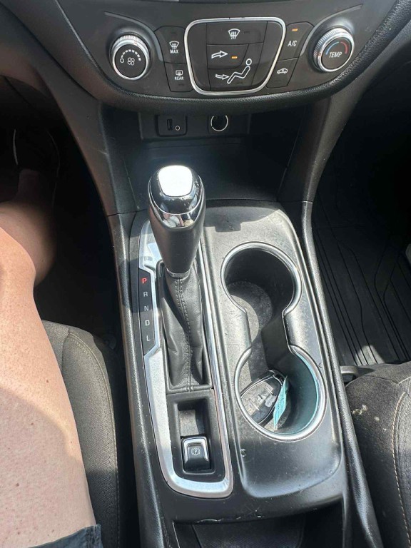 2018 Chevrolet Equinox Image 11