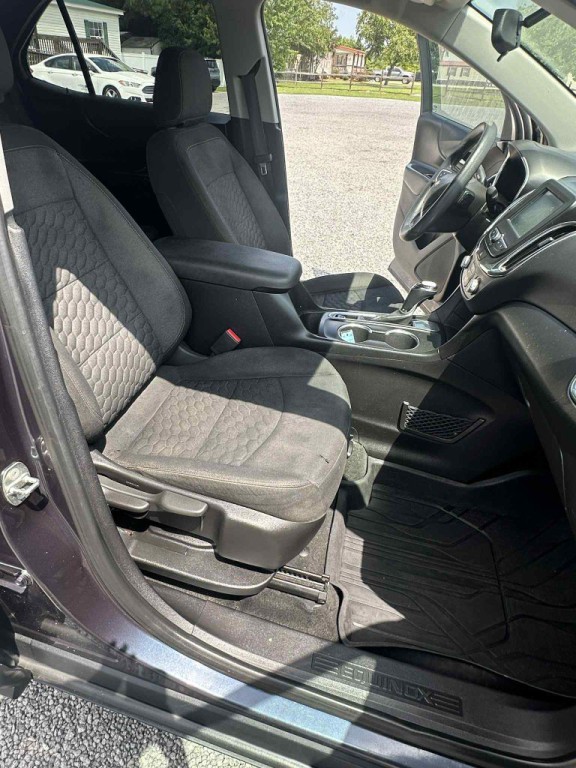 2018 Chevrolet Equinox Image 18