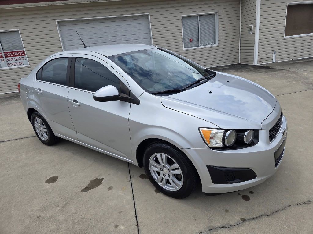 2014 Chevrolet Sonic Image 5
