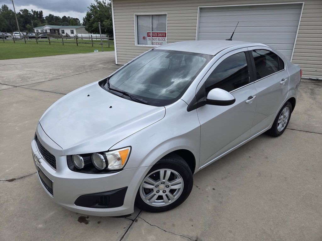 2014 Chevrolet Sonic Image 8