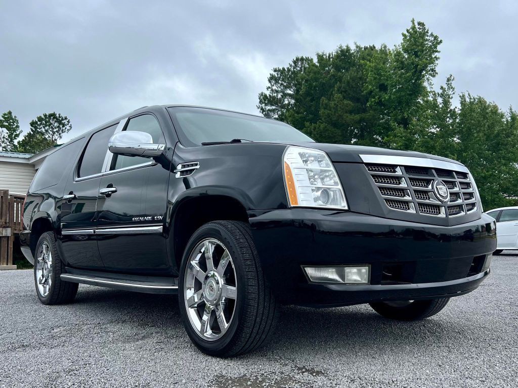2012 Cadillac Escalade Image 8