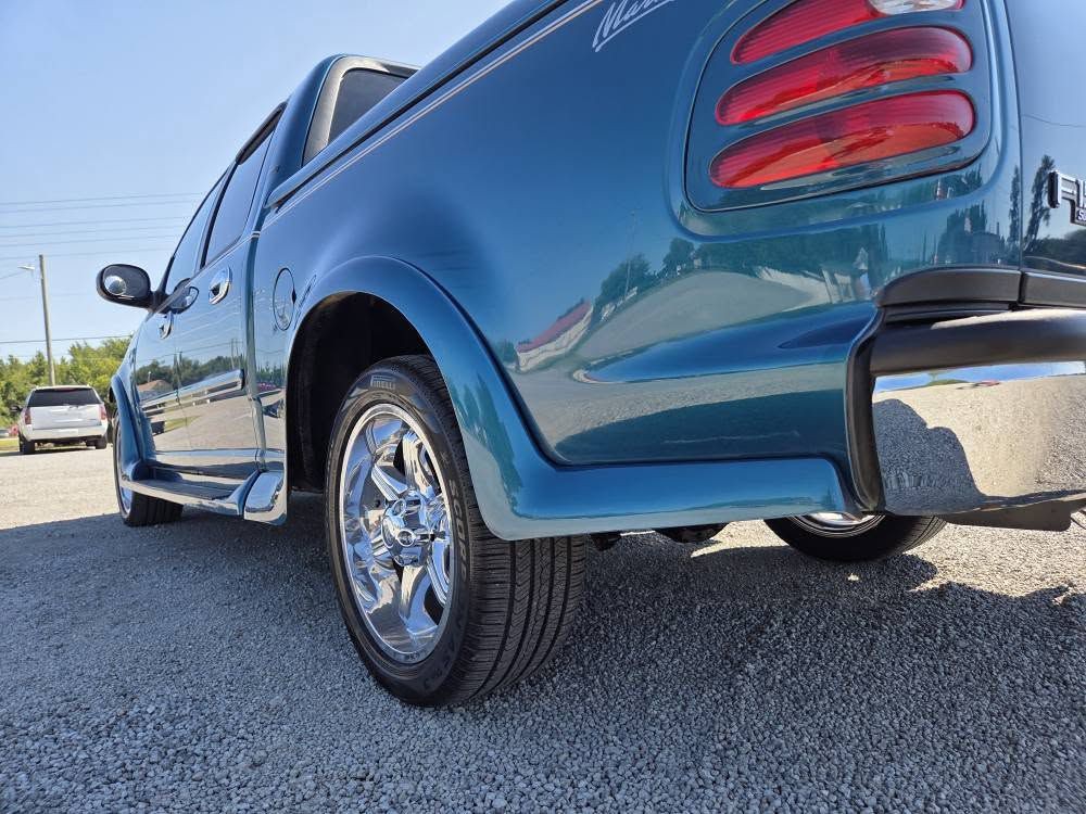 2001 Ford F-150 Image 11