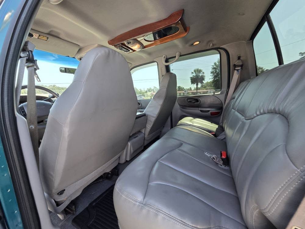2001 Ford F-150 Image 18