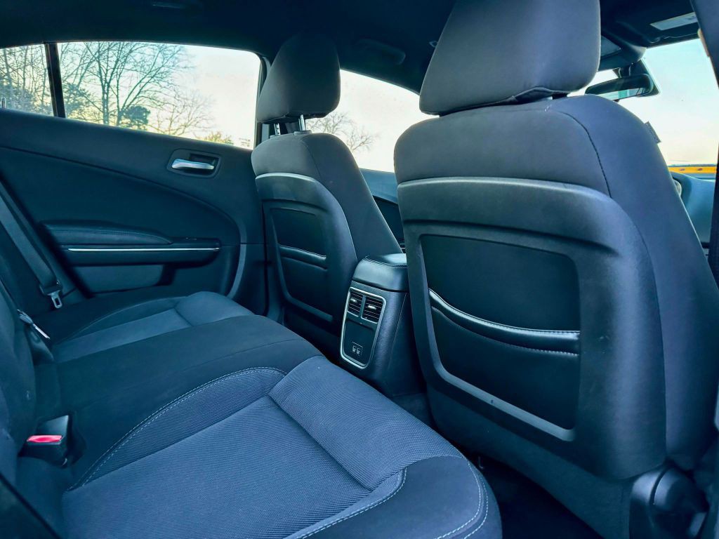 2018 Dodge Charger Image 6