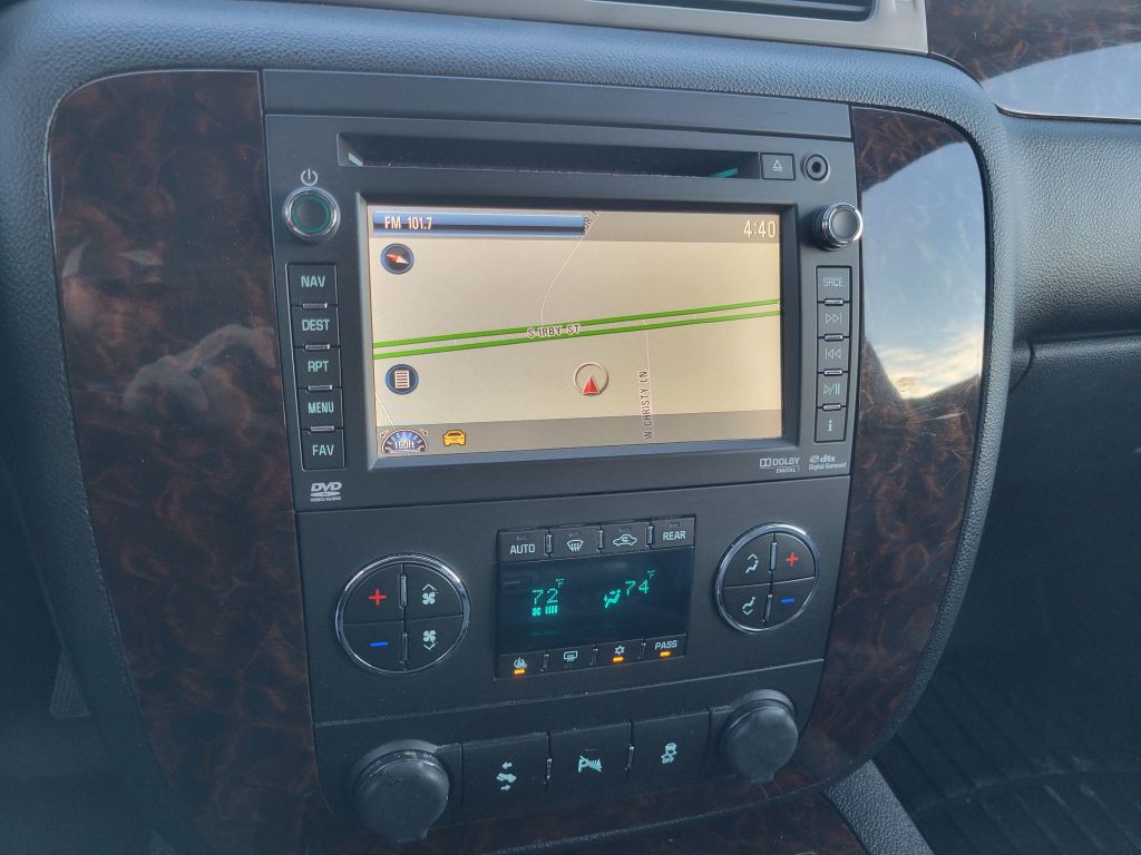 2012 GMC Yukon Image 16