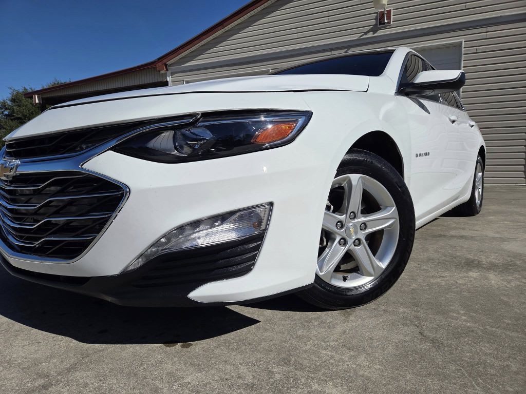 2022 Chevrolet Malibu Image 9