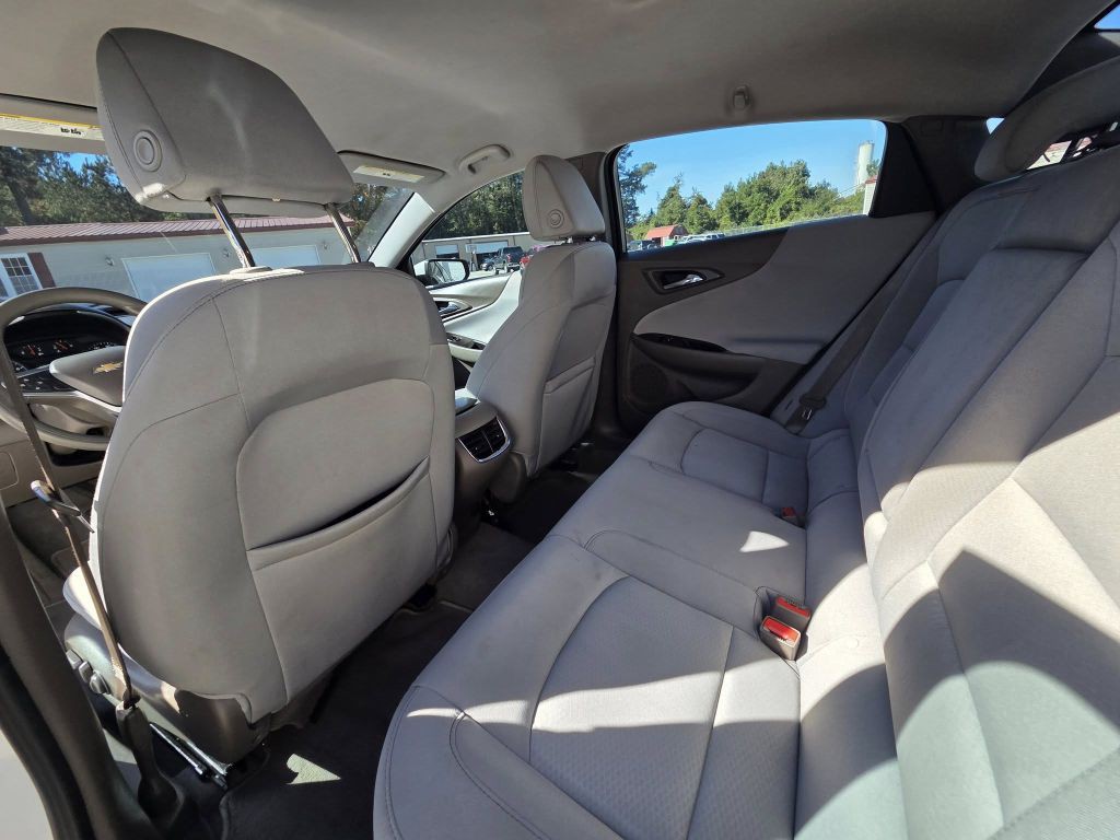 2022 Chevrolet Malibu Image 11