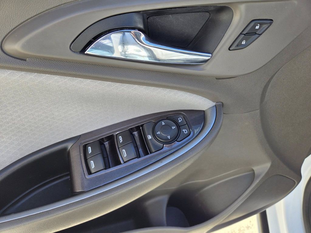 2022 Chevrolet Malibu Image 14