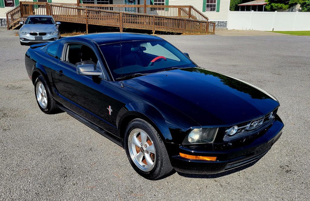 2007 Ford Mustang Image 5