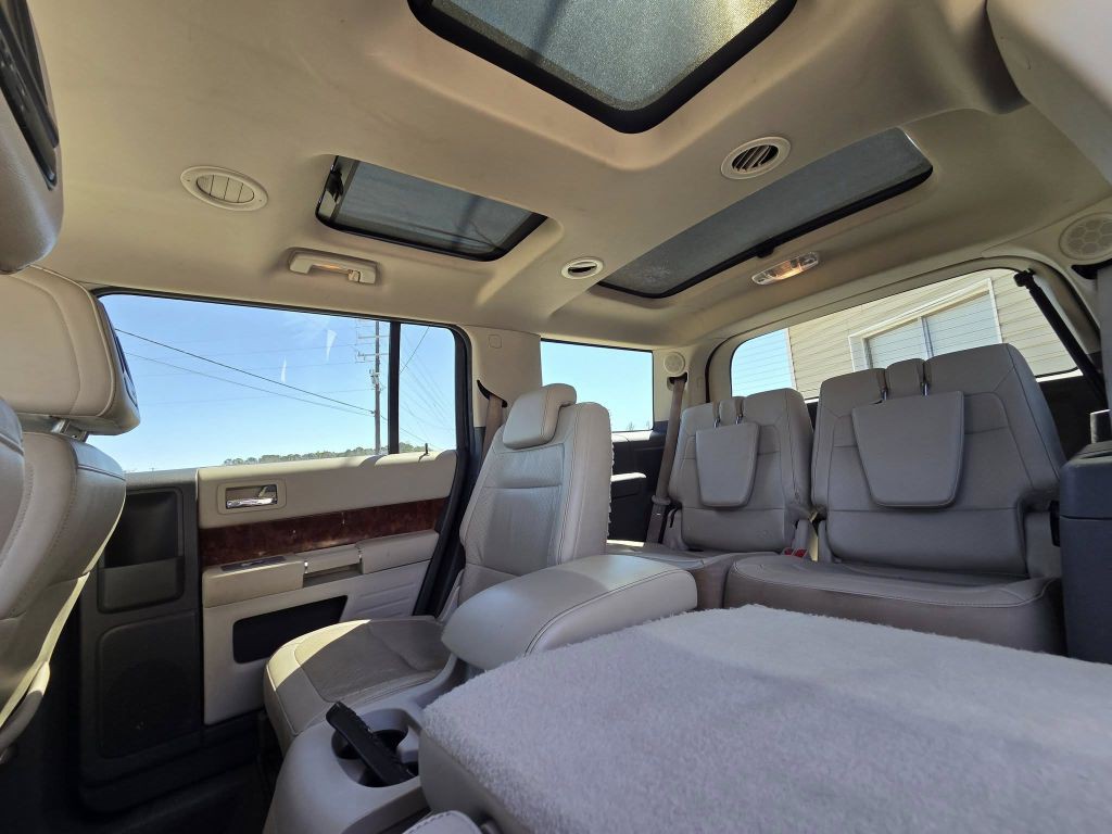 2011 Ford Flex Image 12
