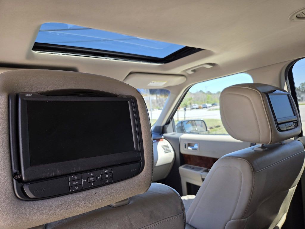 2011 Ford Flex Image 13