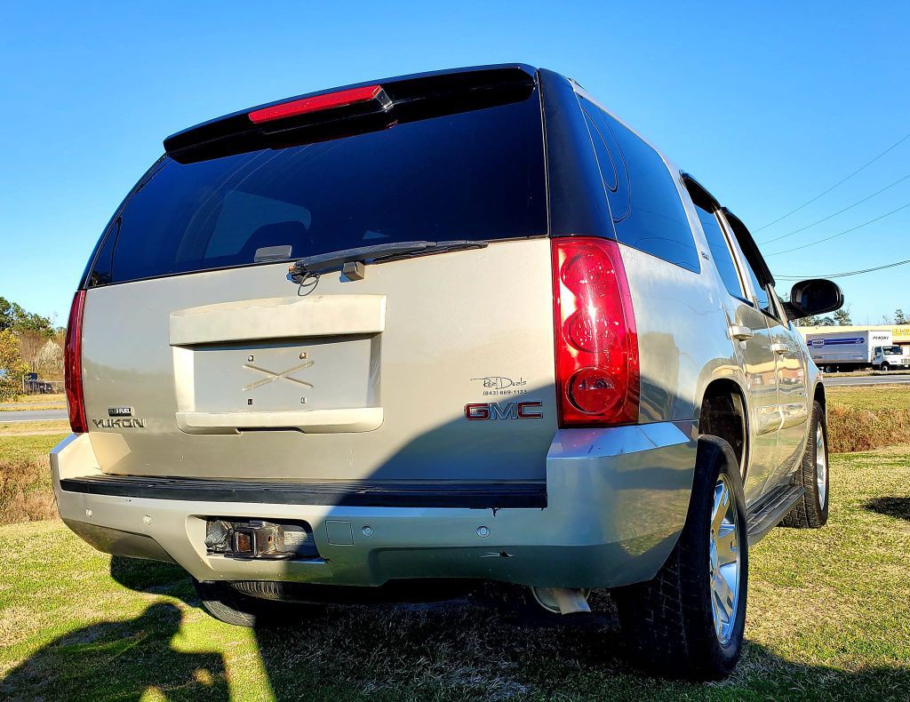 2007 GMC Yukon Image 6