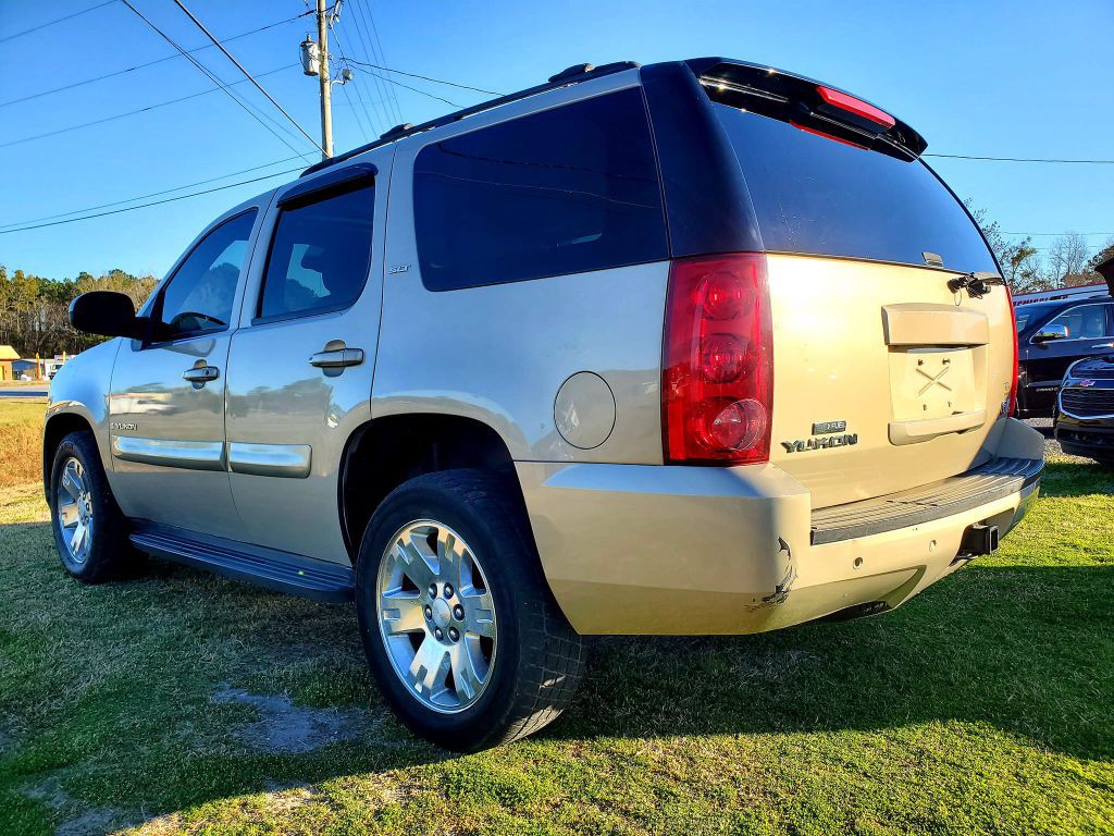 2007 GMC Yukon Image 7