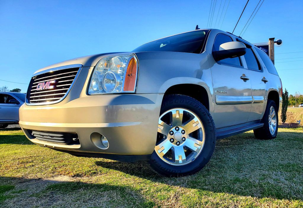 2007 GMC Yukon Image 1
