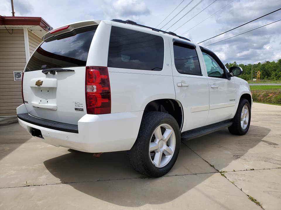 2008 Chevrolet Tahoe Image 4