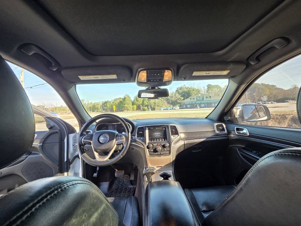 2015 Jeep Grand Cherokee Image 12